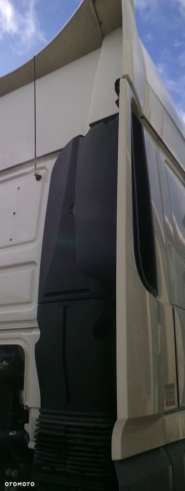 SPOJLER SPOILERY ZAKABINOWE KOMPLET OWIEWEK DAF XF (białe, czerwone, niebieskie, żółte) - 5