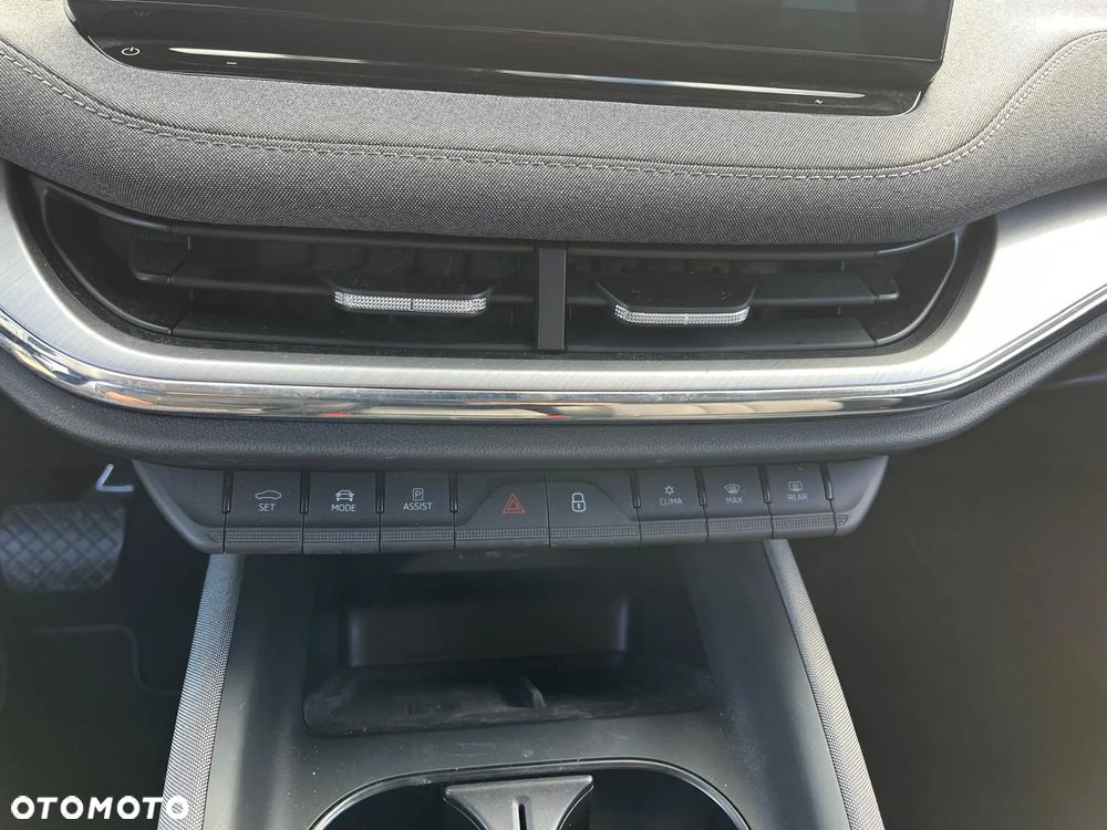 Skoda Enyaq 80 82kWh Maxx - 7