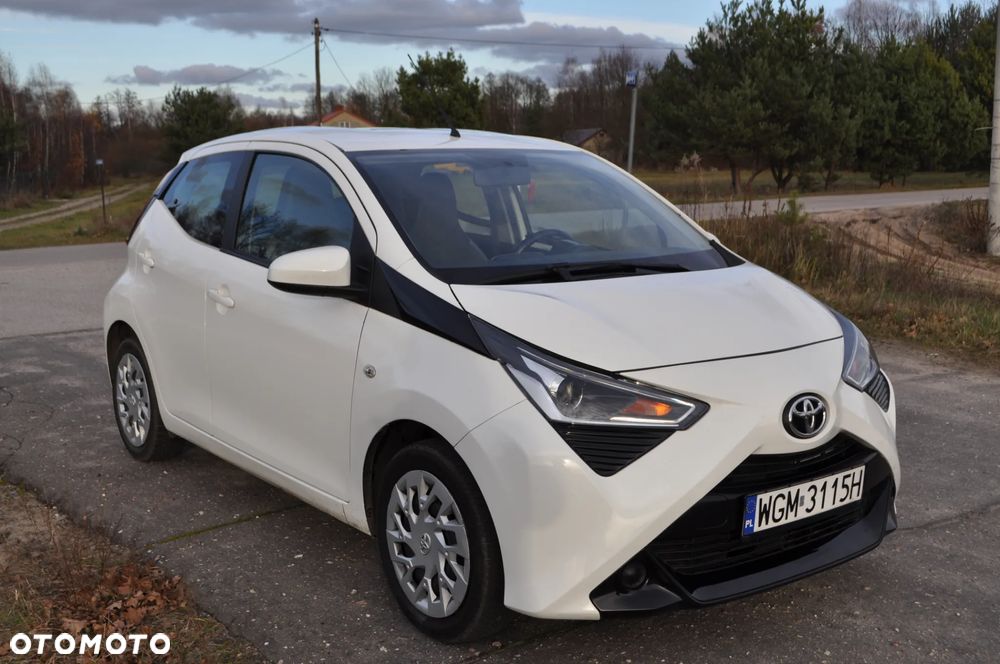 Toyota Aygo 1.0 VVT-i Color Edition - 1