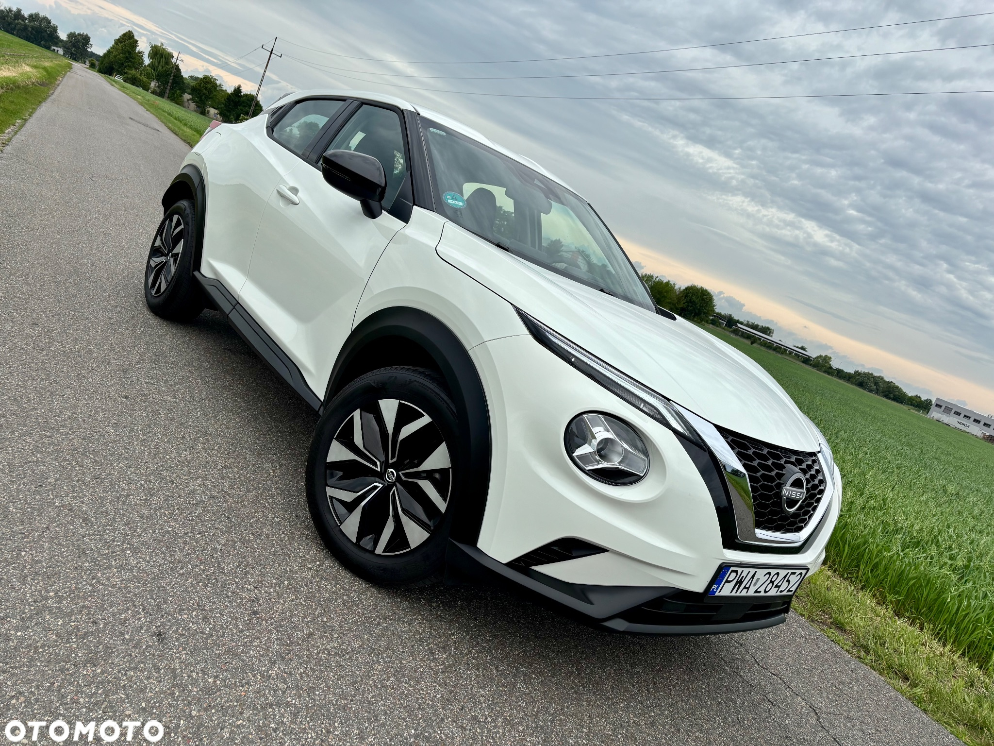 Nissan Juke 1.0 DIG-T Tekna - 20