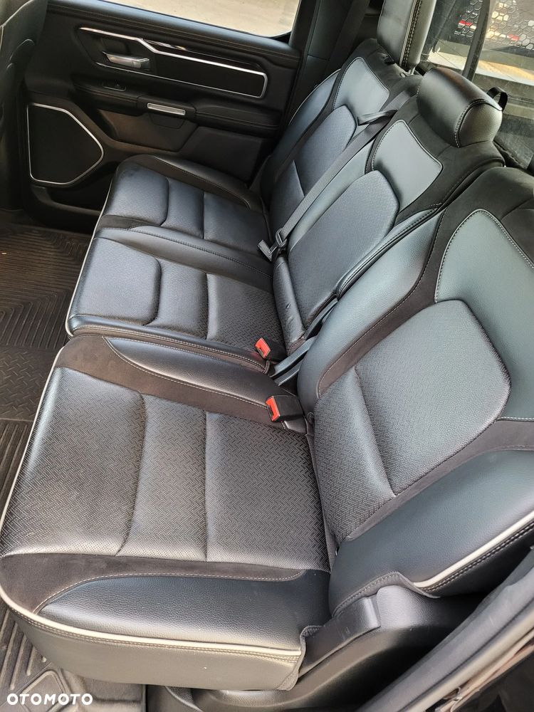 RAM 1500 - 22