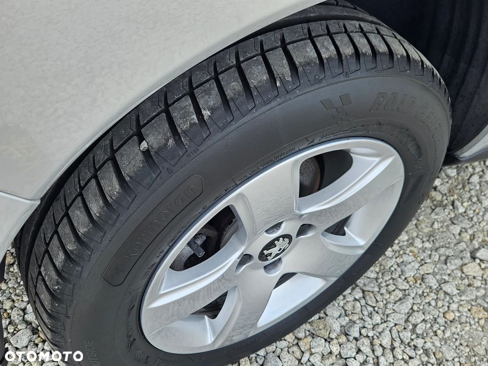 Peugeot 3008 2.0 HDi Premium+ - 26