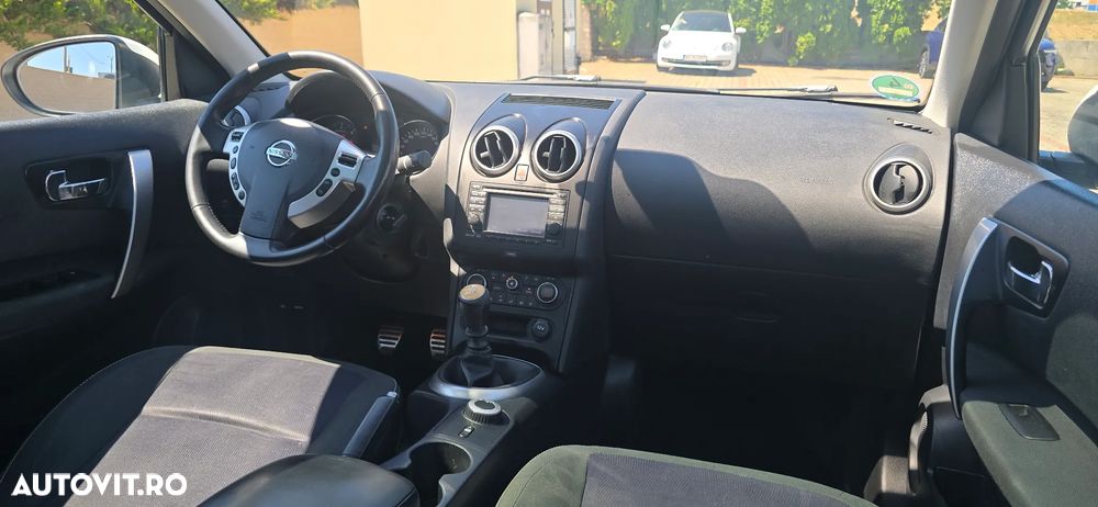 Nissan Qashqai 1.6 DCI 4 x 4 DPF tekna - 14