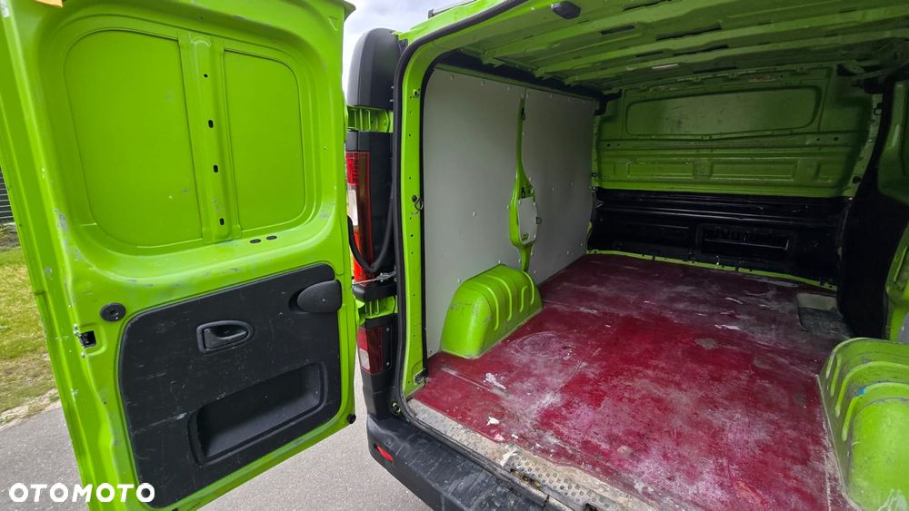 Renault Trafic - 12
