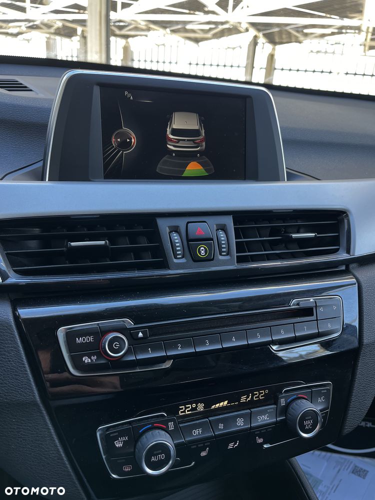 BMW X1 sDrive18d - 27