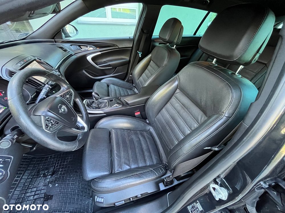 Opel Insignia 2.0 CDTI Cosmo 4x4 S&S - 17