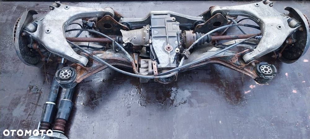 KOMPLETNE ZAWIESZENIE BELKA SANKI TYŁ DYFER QUATTRO AUDI A8 D2 EUT - 1