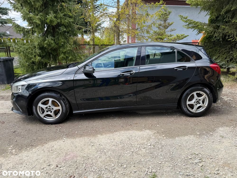 Mercedes-Benz Klasa A 180 d BlueEFFICIENCY Edition Style - 5