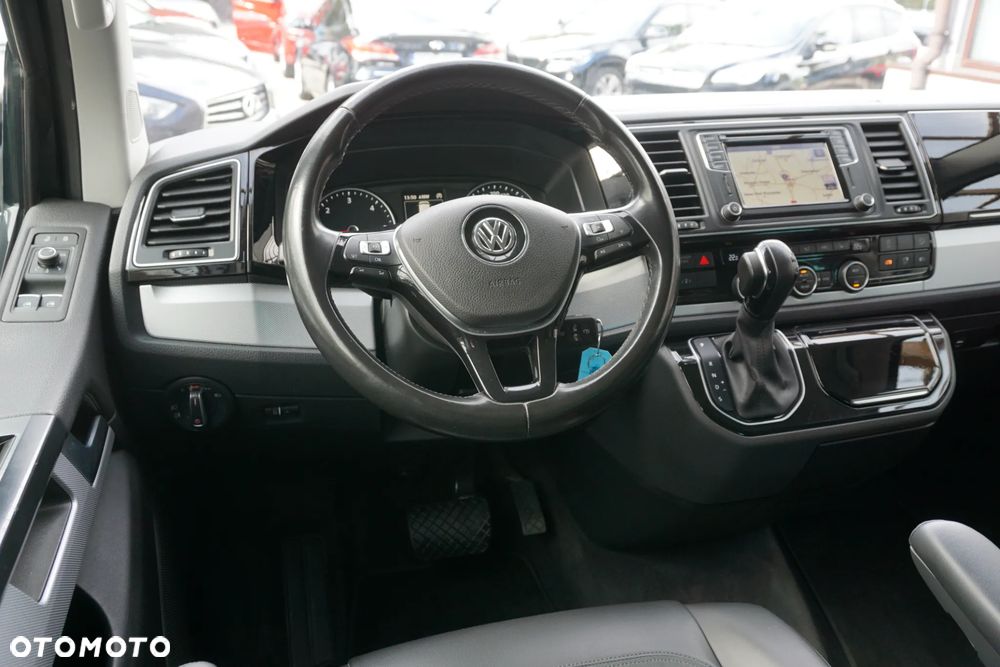 Volkswagen Multivan - 15