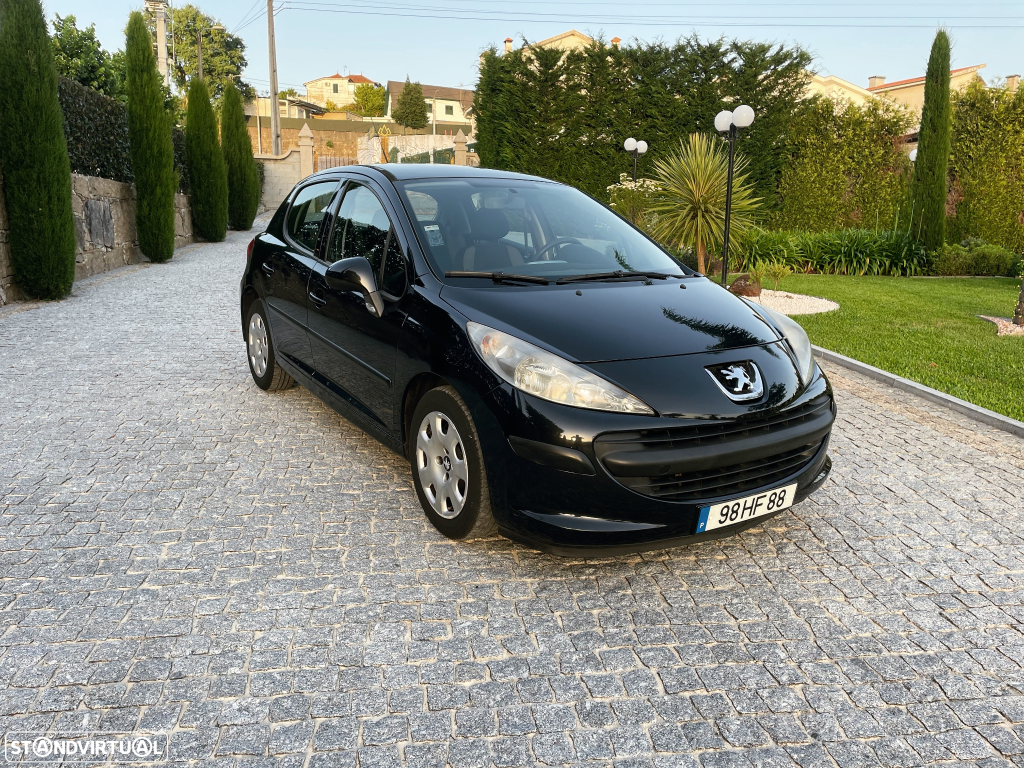 Peugeot 208 - 6