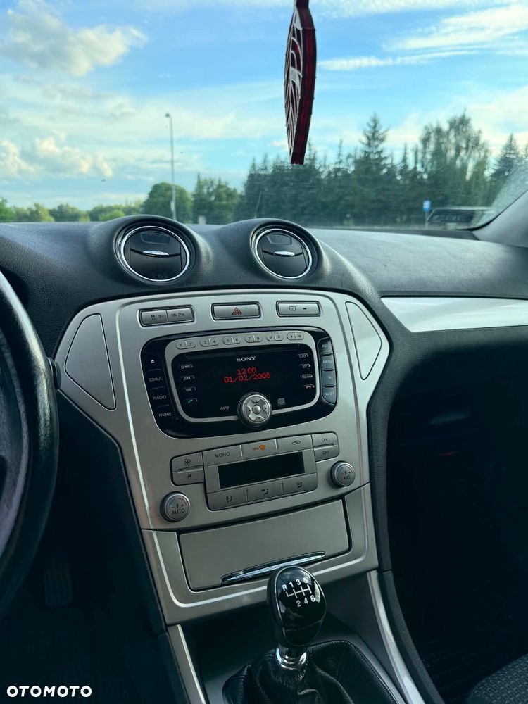 Ford Mondeo 2.0 TDCi Titanium - 8