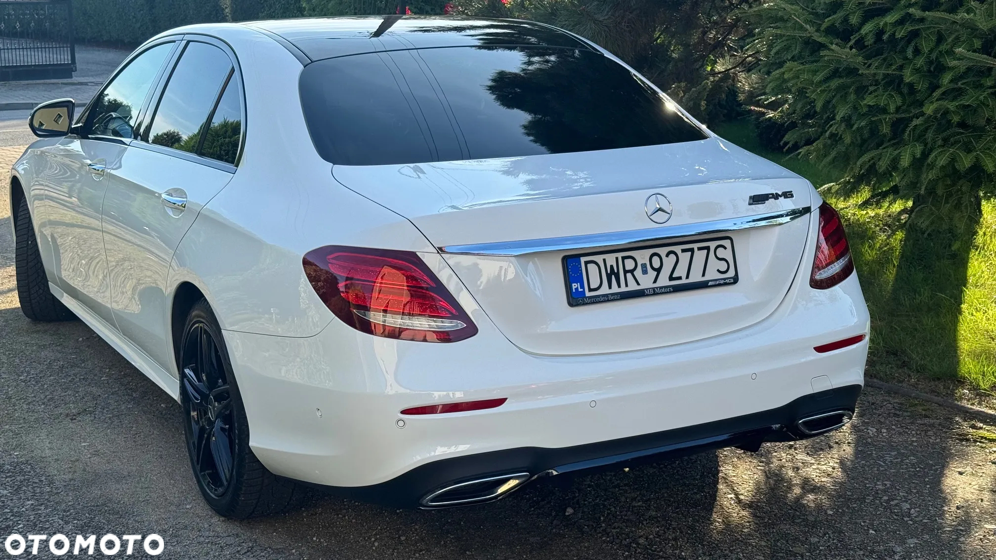 Mercedes-Benz Klasa E 220 d 4-Matic Business Edition 9G-TRONIC - 6