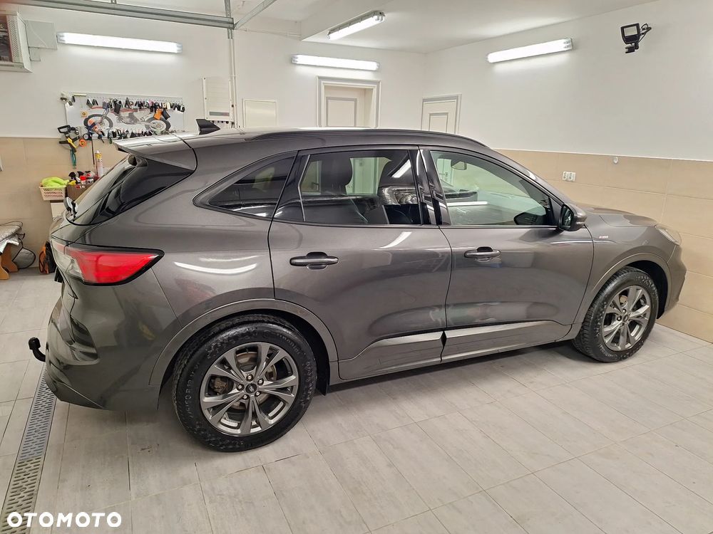 Ford Kuga - 14