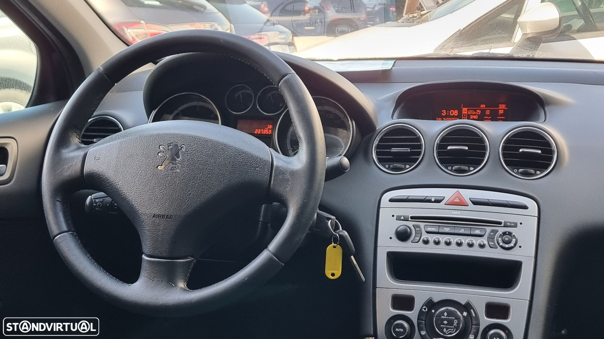 Peugeot 308 SW 1.6 HDi Executive - 13
