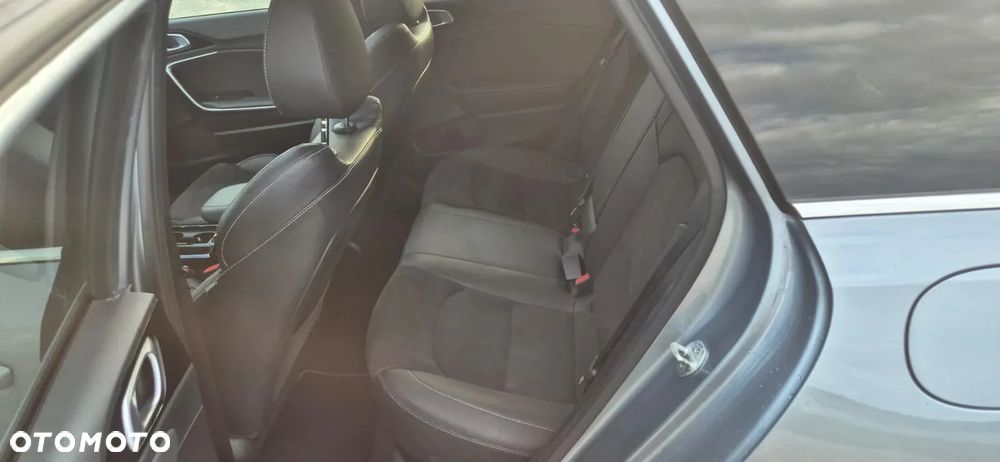 Kia Ceed 1.5 T-GDI DCT7 OPF JBL Sound Edition - 11