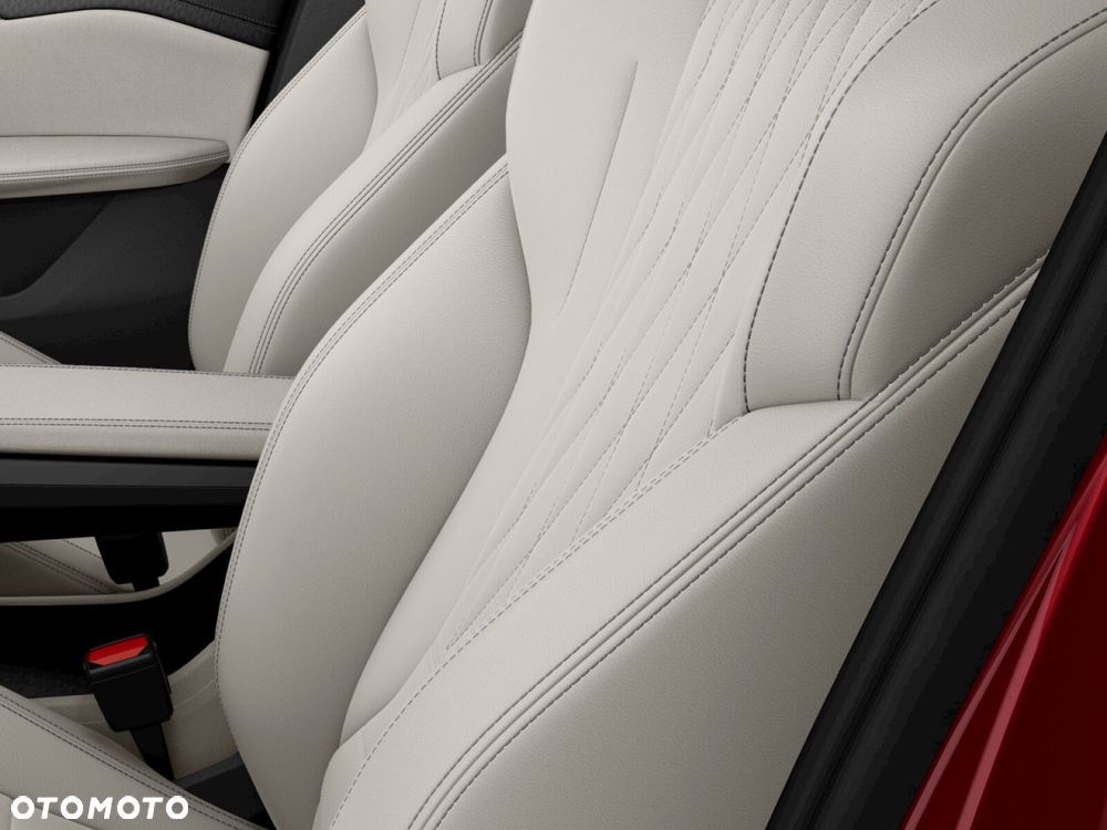 BMW iX2 xDrive30 66.5kWh M Sport - 9
