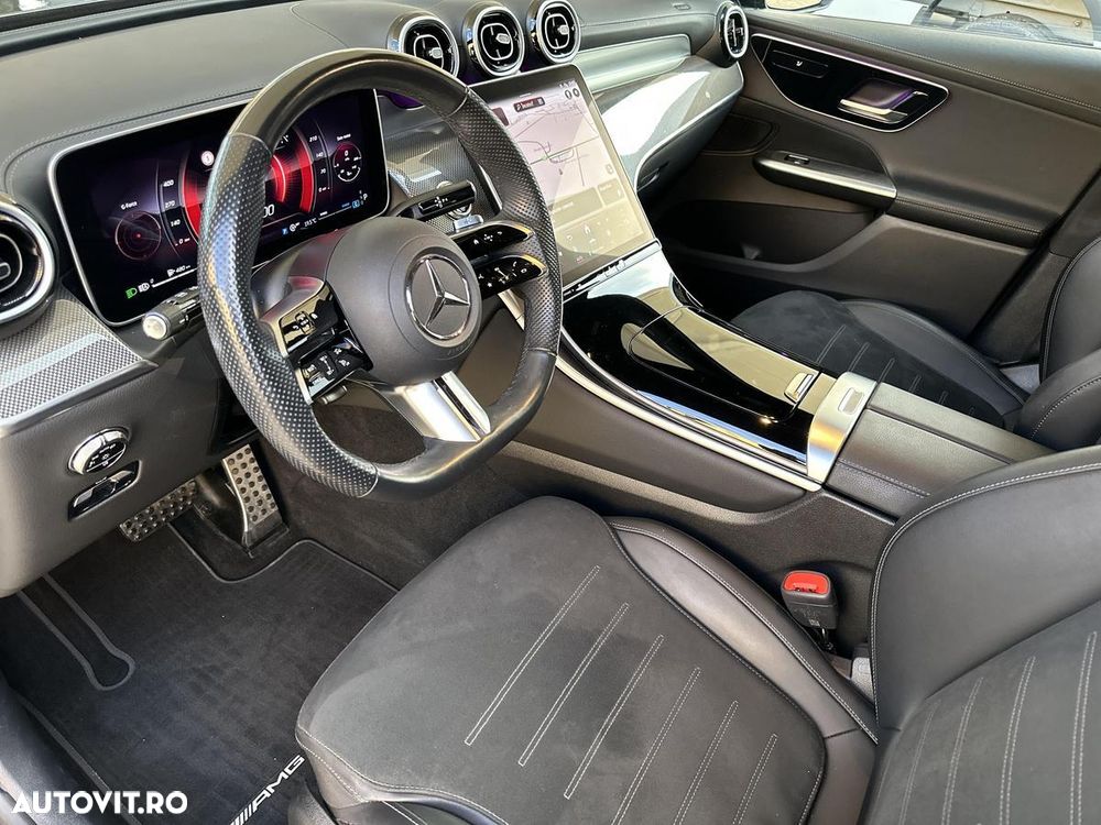 Mercedes-Benz GLC Coupe 300 4Matic 9G-TRONIC AMG Line Advanced - 10