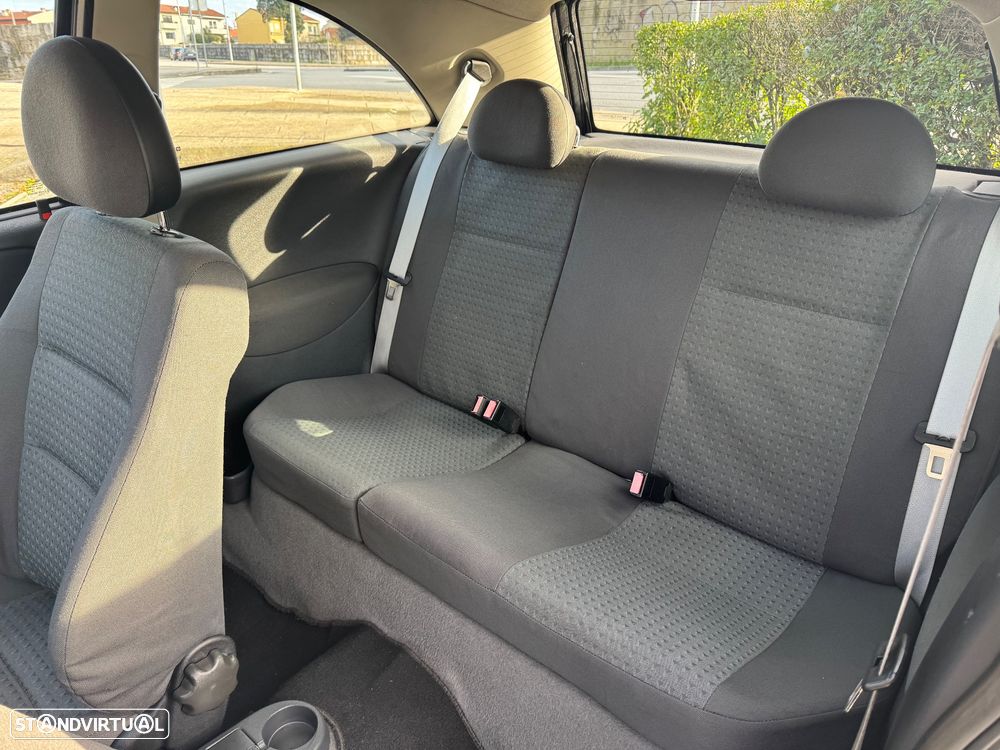 Opel Corsa 1.2 16V Sport - 11