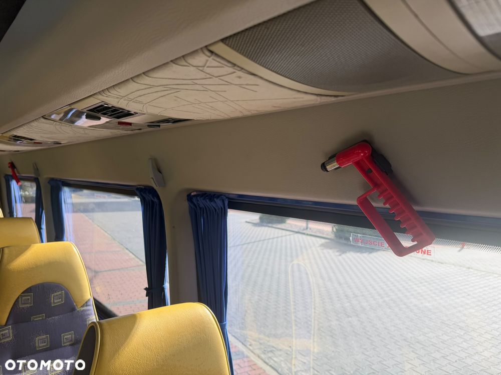 Mercedes-Benz Sprinter - 17