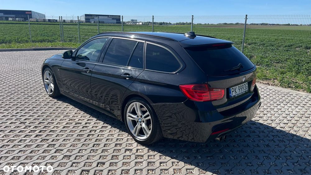 BMW Seria 3 325d M Sport - 4