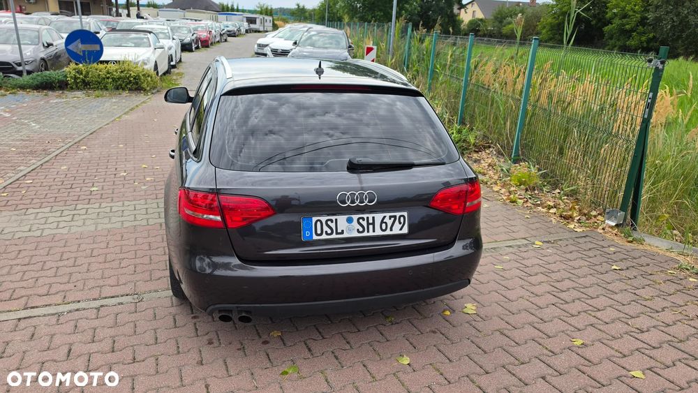 Audi A4 Avant - 23