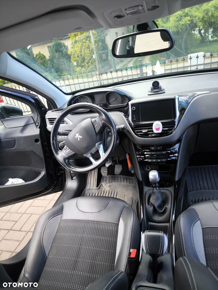 Peugeot 2008 1.2 PureTech Active S&S - 5