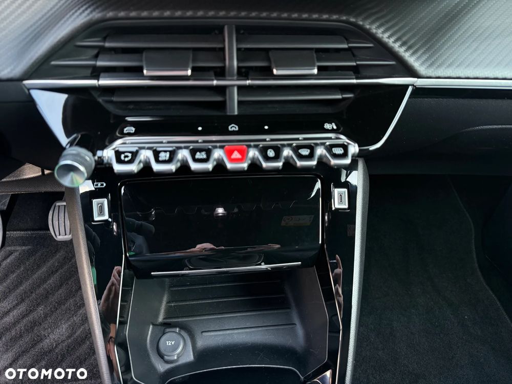 Peugeot 2008 Benzin 100 Allure - 22