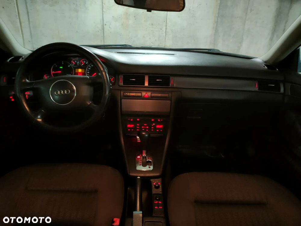 Audi A6 Avant - 19
