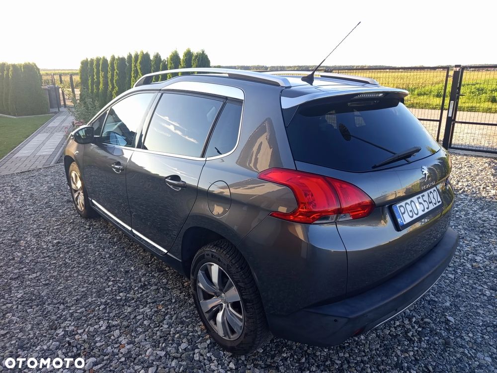 Peugeot 2008 1.6 e-HDi Allure S&S - 4
