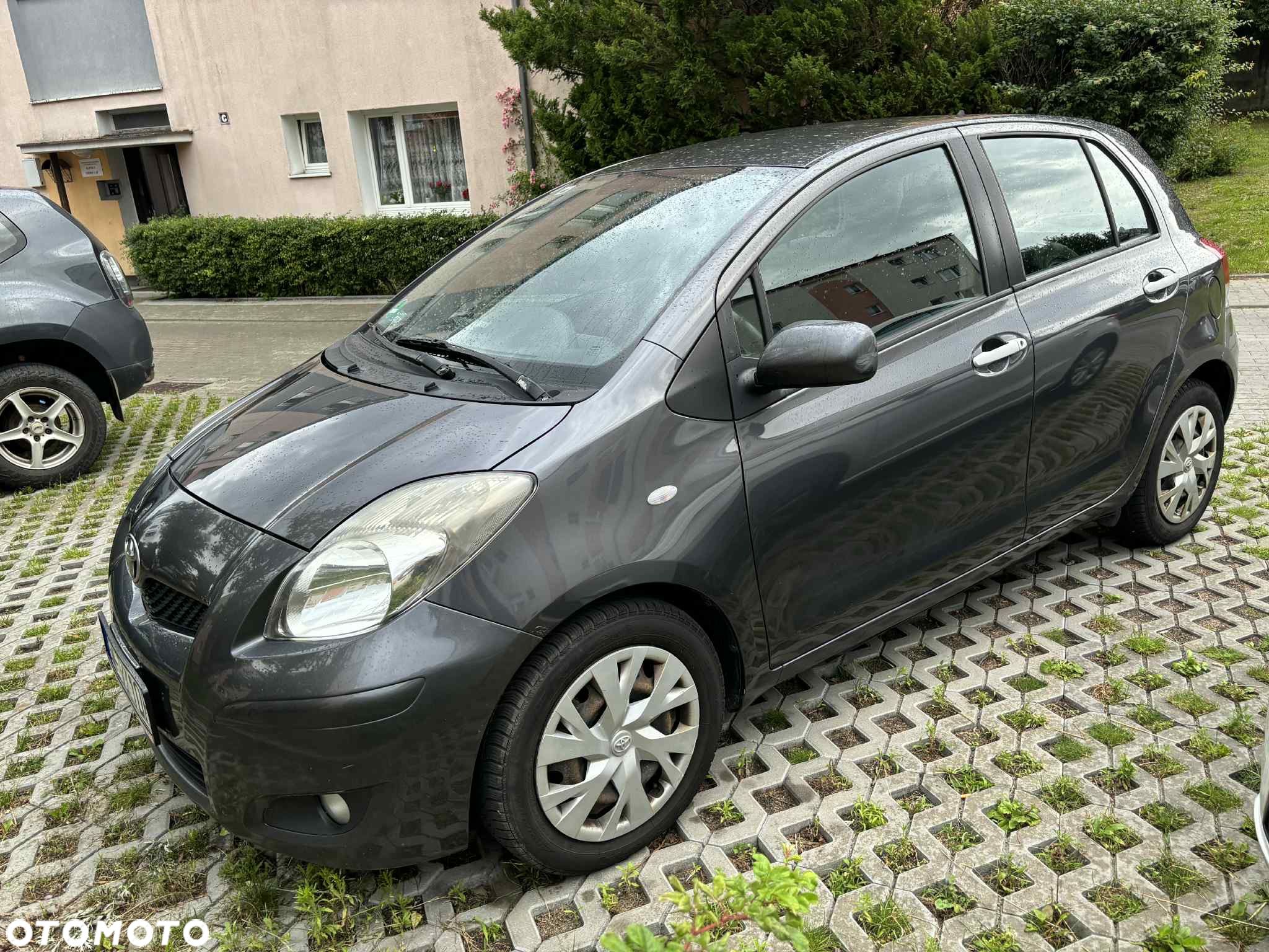 Toyota Yaris 1.33 VVT-i Executive - 1