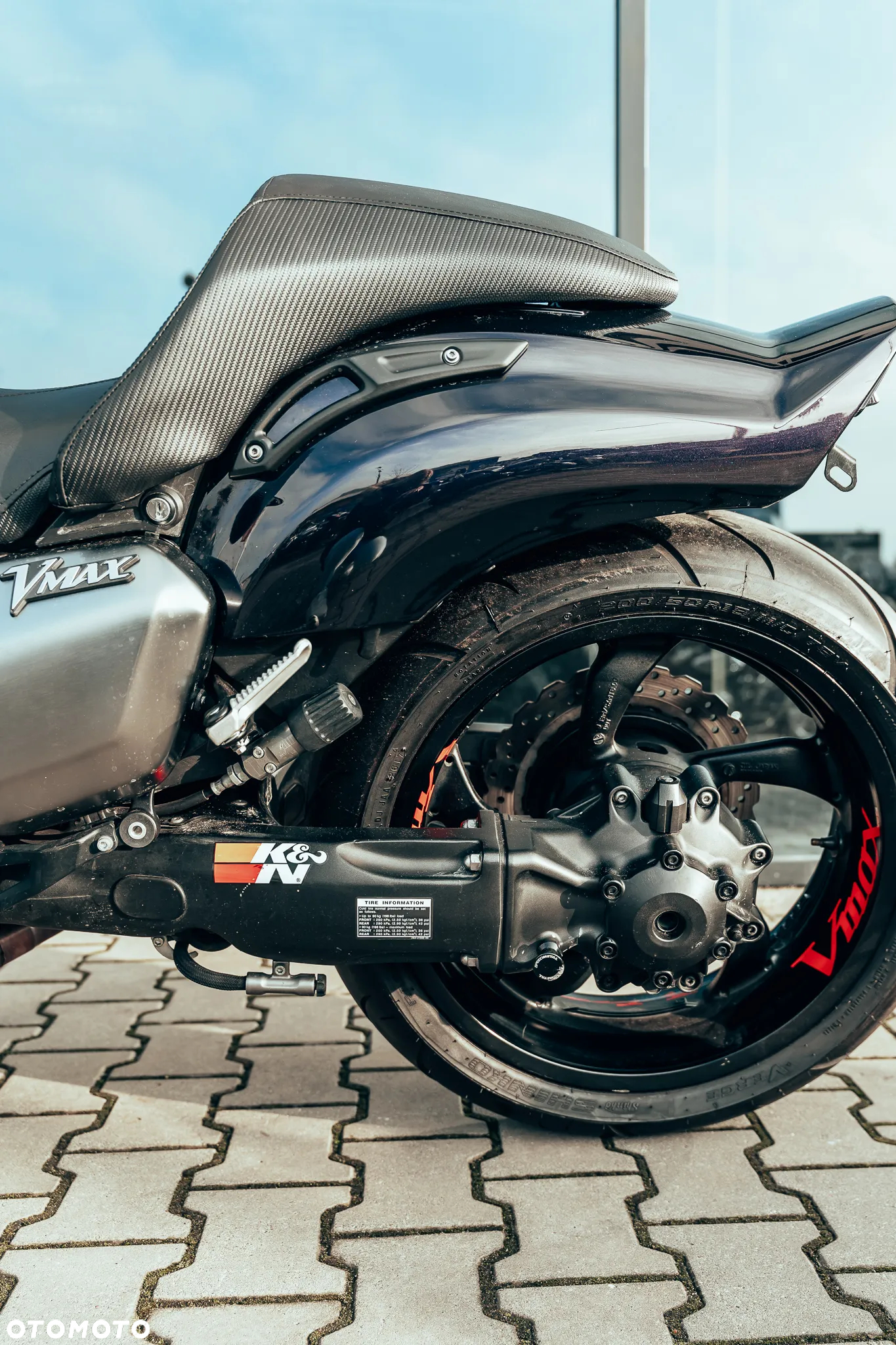 Yamaha V-MAX - 13