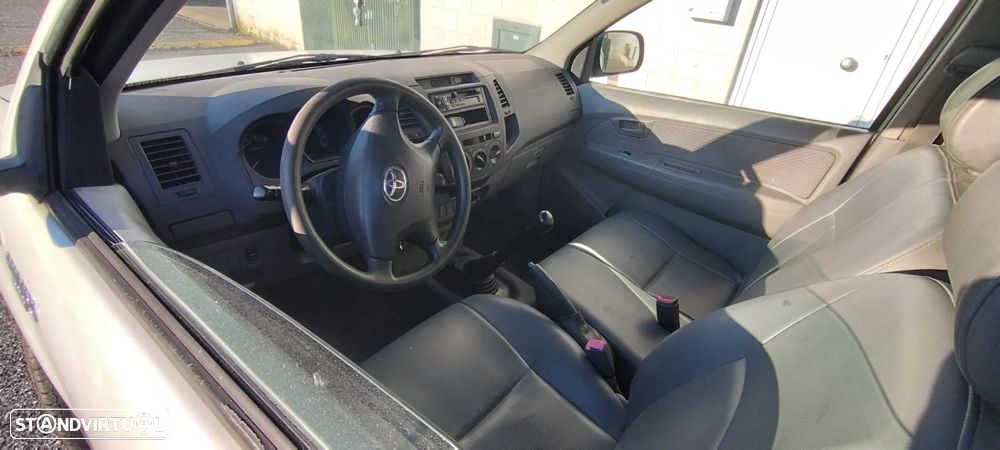 Toyota Hilux 2.5 D-4D 2WD CE AC - 7