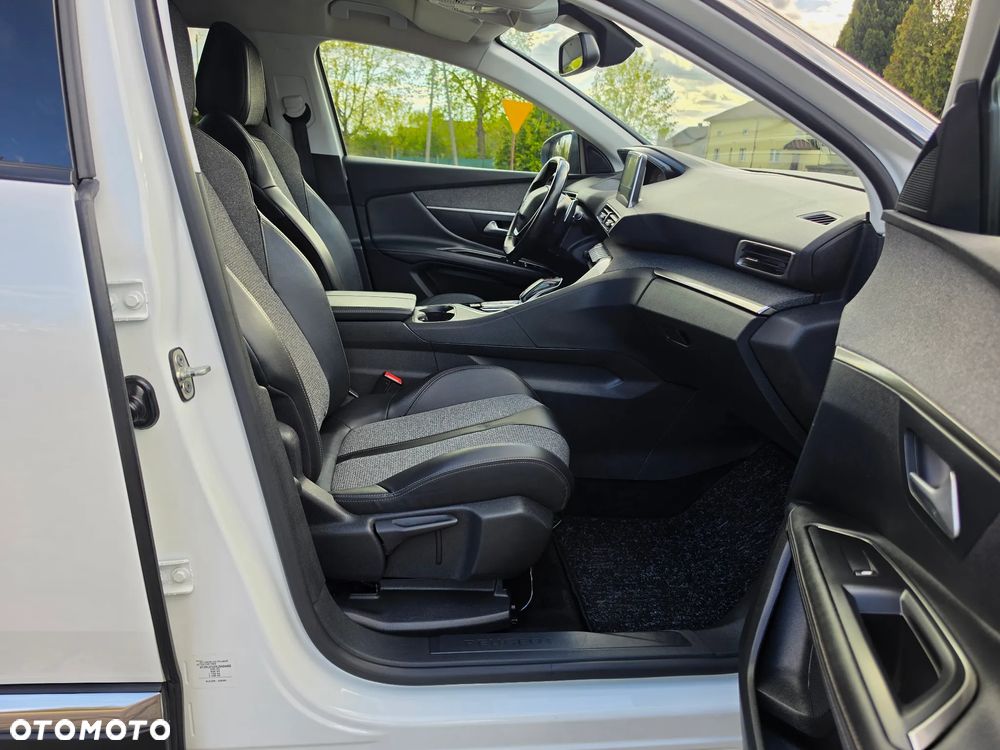 Peugeot 3008 BlueHDi 180 Stop & Start EAT8 Allure - 38