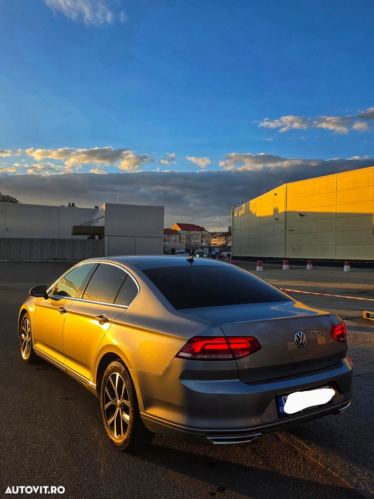 Volkswagen Passat 2.0 TDI DSG Comfortline - 4
