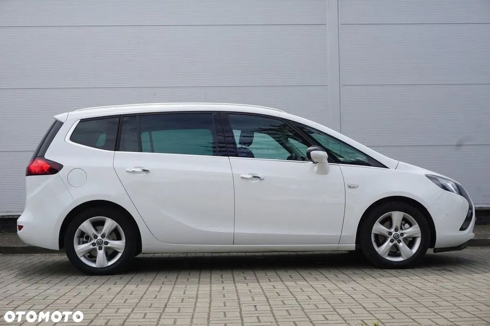 Opel Zafira - 20