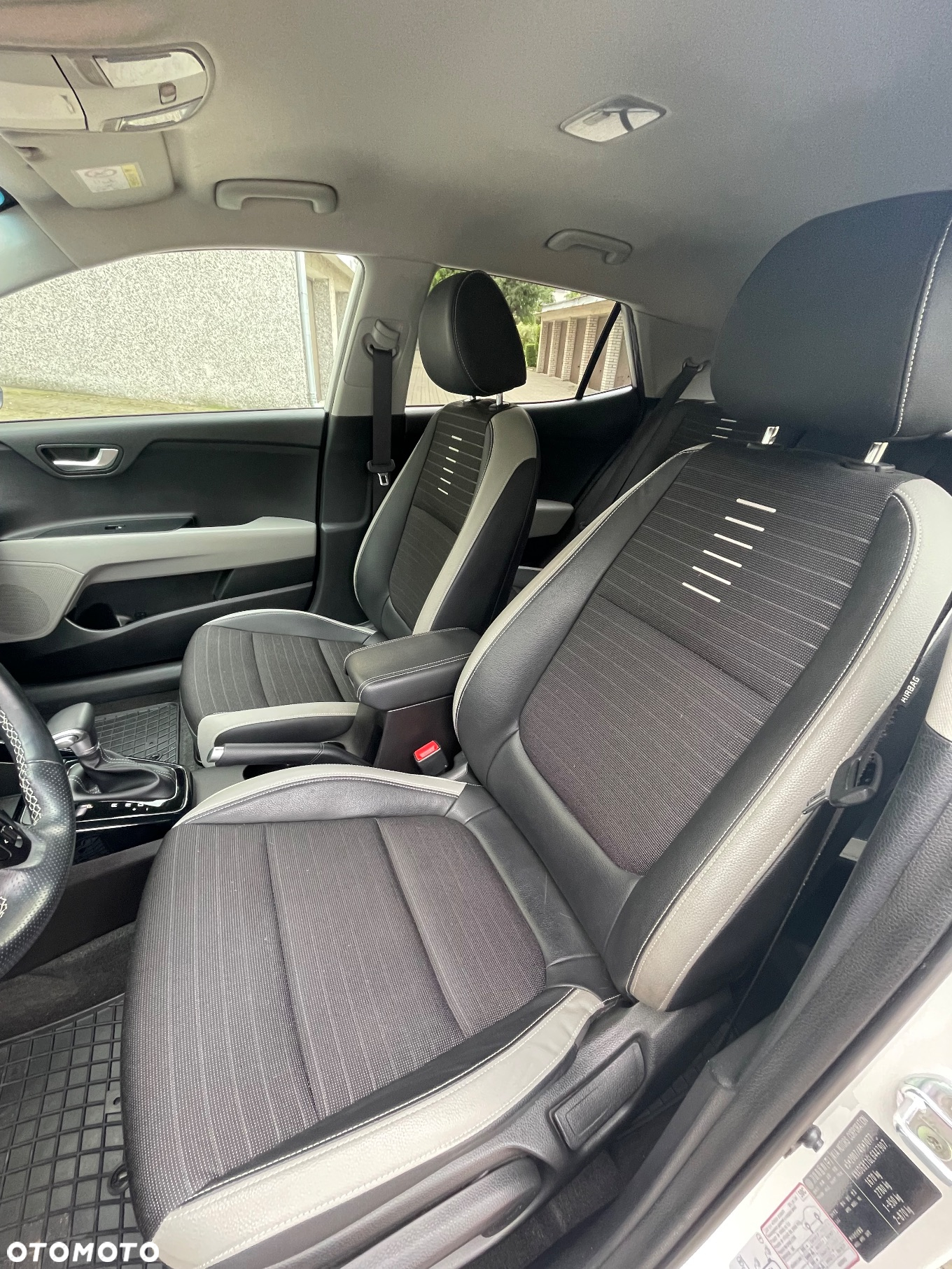 Kia Stonic 1.0 T-GDI L DCT - 8