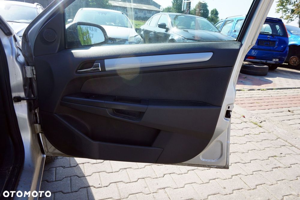 DRZWI PRZEDNIE PRAWE ASTRA III H KOMBI Z157  SREBRNY OPEL 2004-2006 - 10
