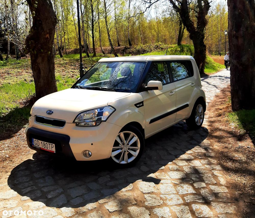 Kia Soul 1.6 CRDI L - 1