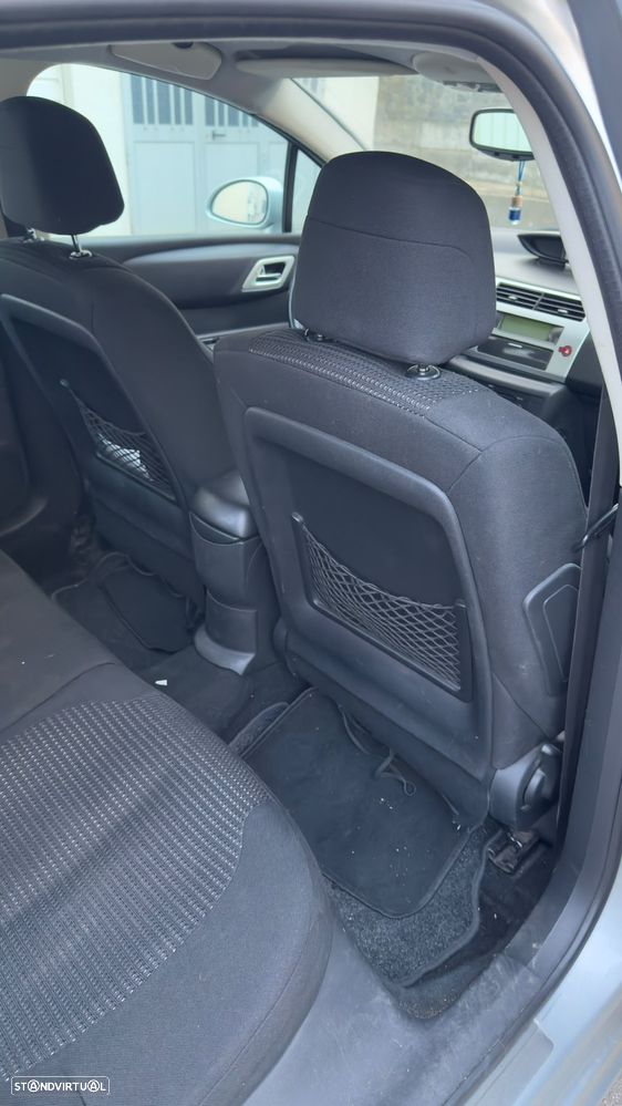 Citroën C4 1.4 16V SX - 2