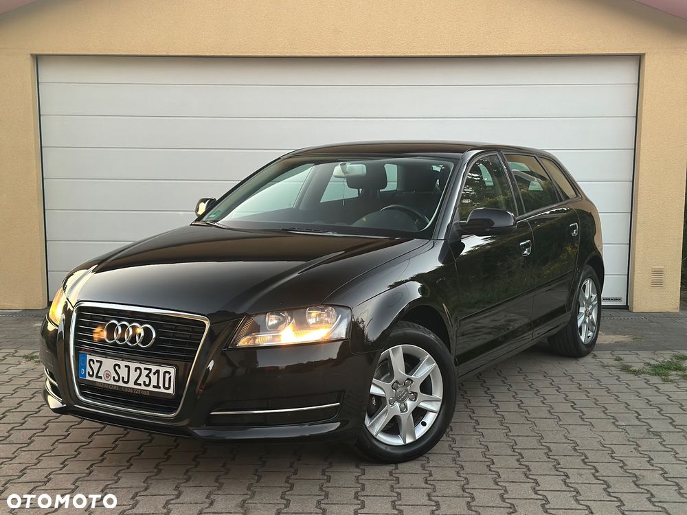 Audi A3 Sportback 1.6 Attraction - 2