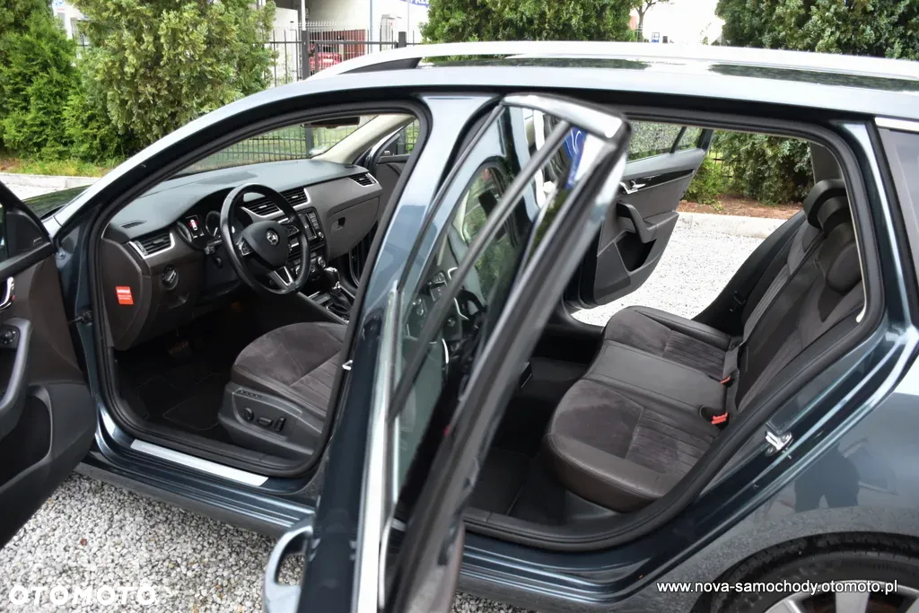 Skoda Octavia 2.0 TDI 4x4 L&K DSG - 19