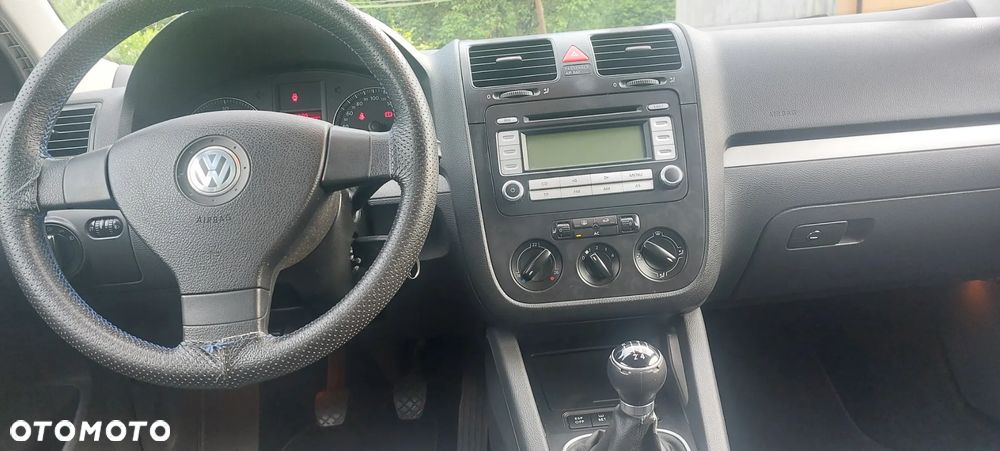 Volkswagen Jetta 1.9 TDI United - 6