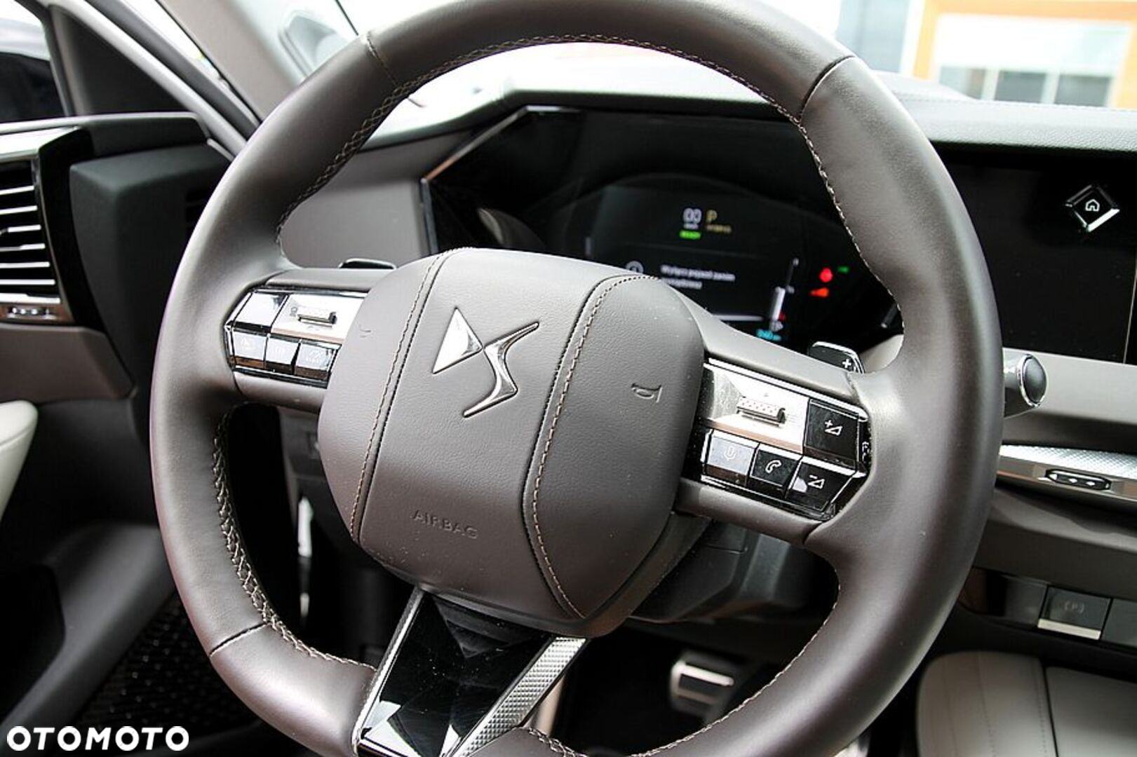 DS Automobiles DS 4 Crossback - 32