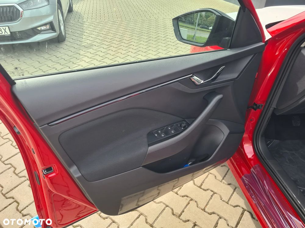 Skoda Kamiq 1.0 TSI Drive - 9