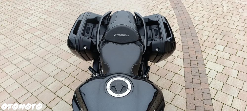 Kawasaki Ninja 1000 SX - 10