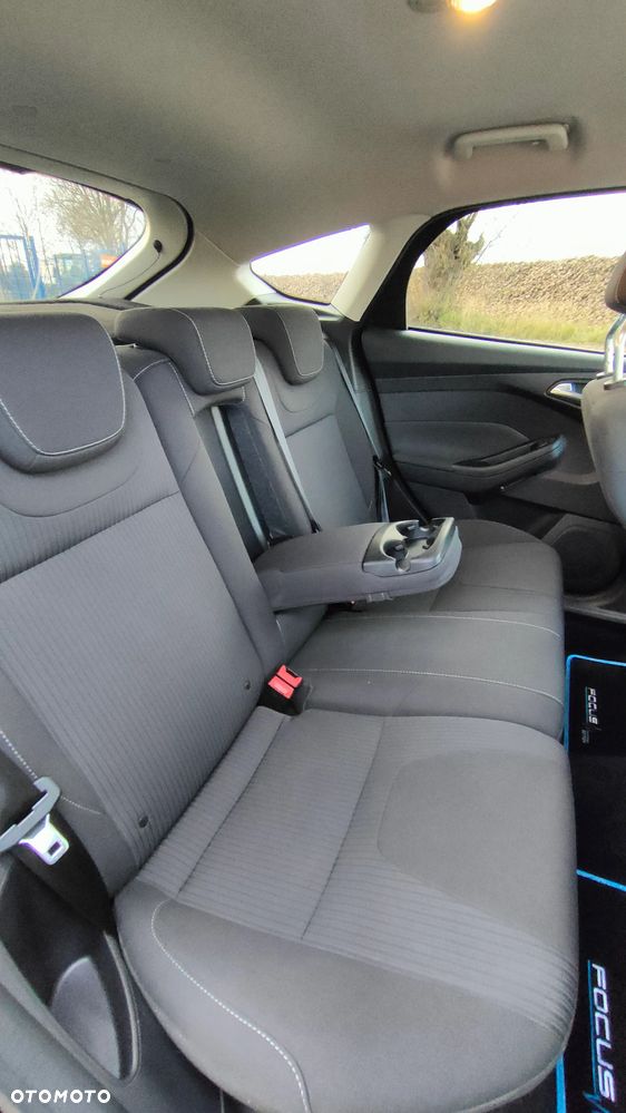 Ford Focus - 26