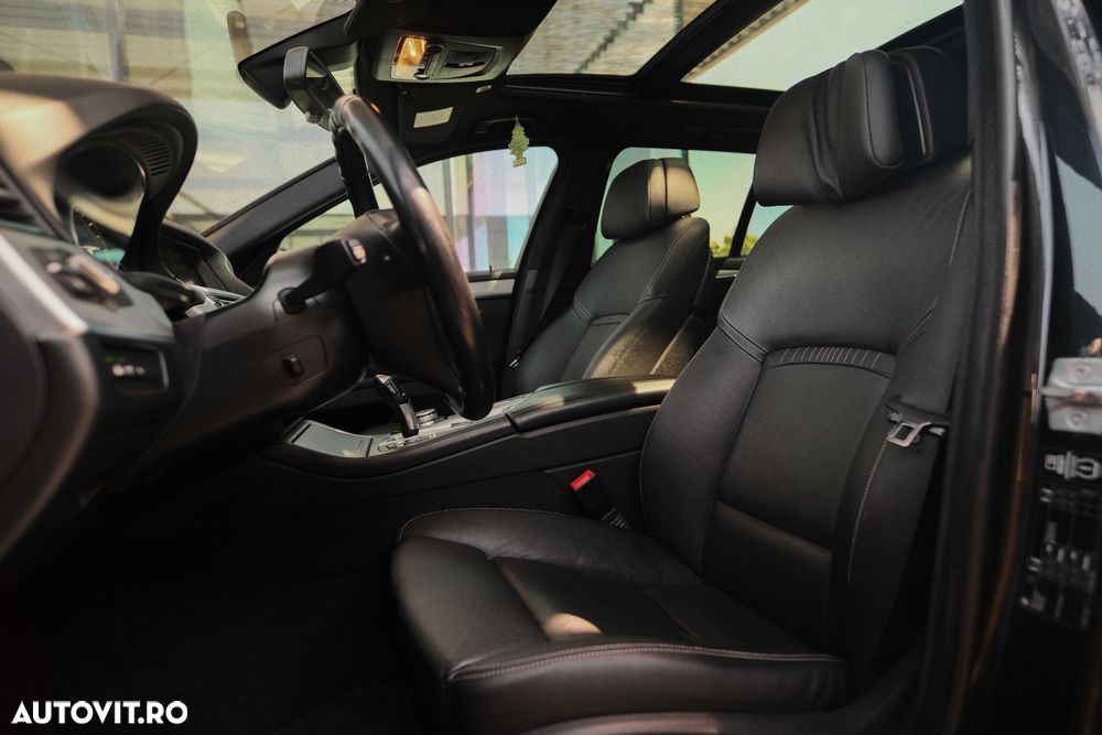 BMW Seria 5 520d - 14