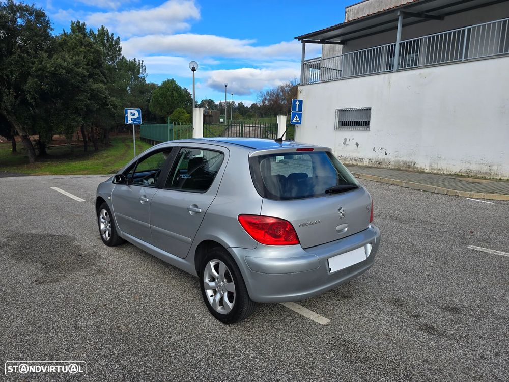 Peugeot 307 1.6 HDi Executive - 8