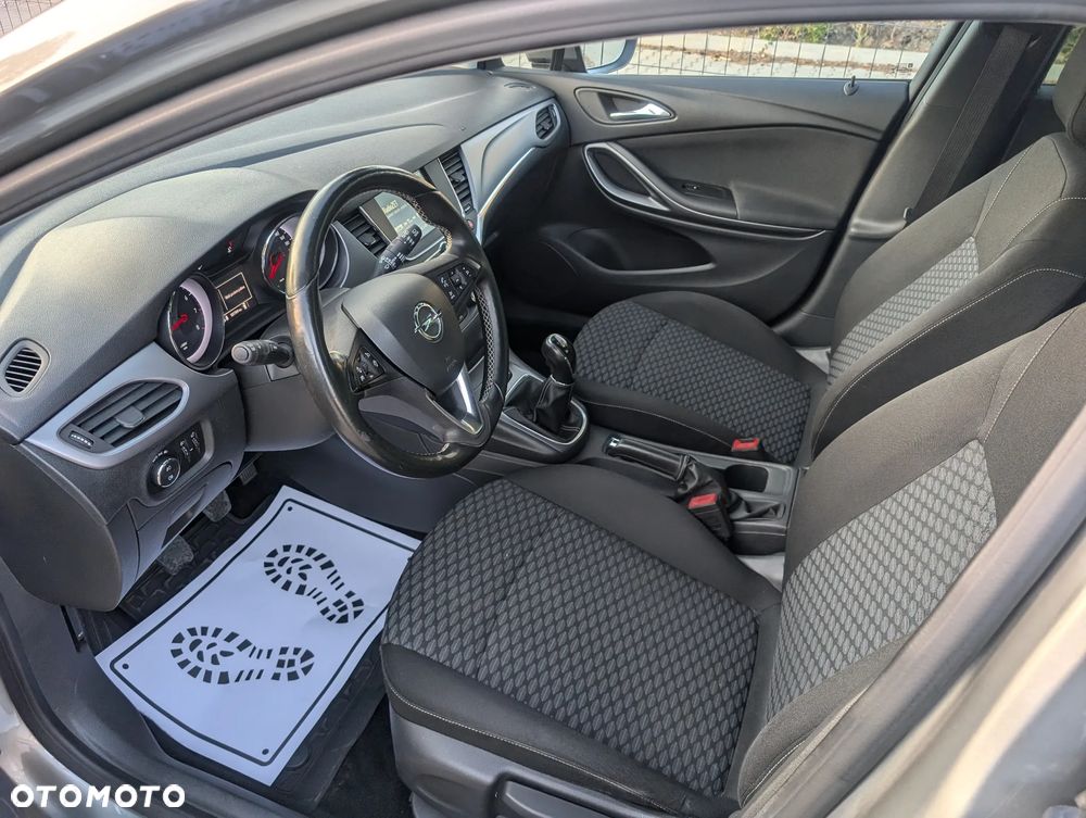 Opel Astra 1.4 Turbo Edition - 9