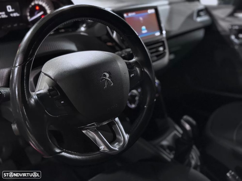 Peugeot 208 1.6 BlueHDi Style - 13